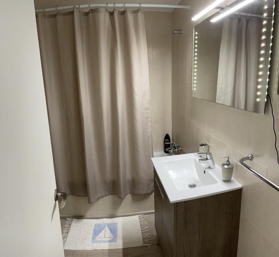 Apartament Grifeu Llança Kültér fotó